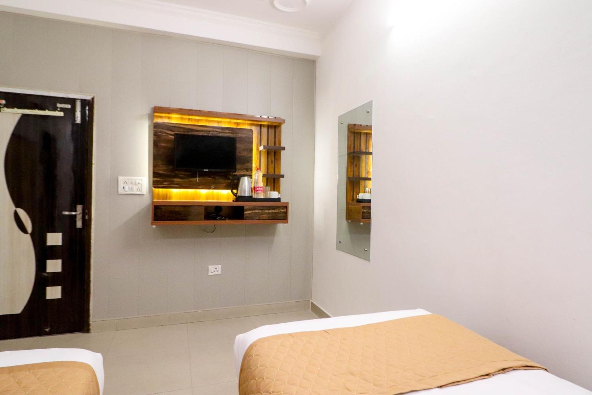 Hotel Stay Villa Delhi Airport Нью-Делі Екстер'єр фото